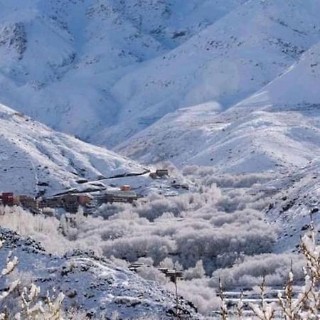 Gite Dar Tanzoughte Imlil  Dış mekan fotoğraf