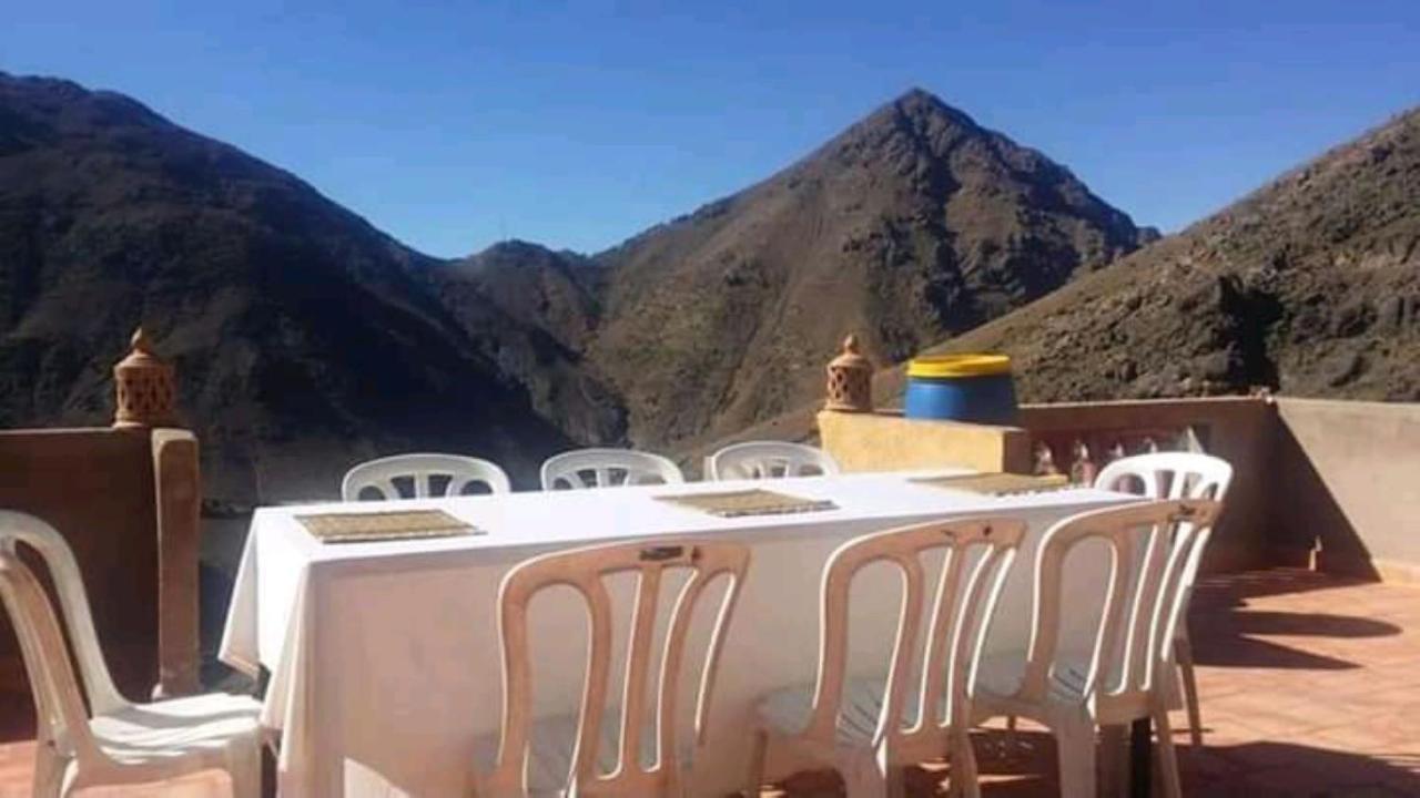 Gite Dar Tanzoughte Imlil  Dış mekan fotoğraf
